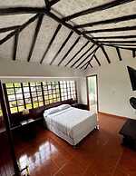 Hotel Chalet El Castillo by Majuva