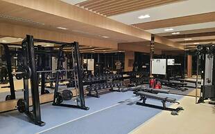 Sky Center Tan Son Nhat Airport Luxury