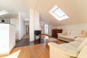 Il Tiglio Apartment by Wonderful Italy