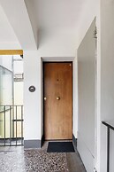 White Leaves Studio by Wonderful Italy