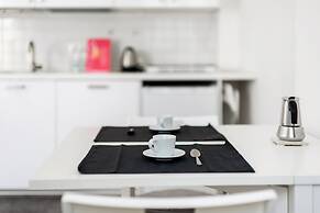 White Leaves Studio by Wonderful Italy