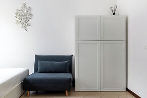 White Leaves Studio by Wonderful Italy