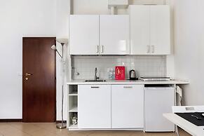 White Leaves Studio by Wonderful Italy