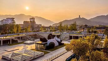 Holiday Inn Dujiangyan Ancient Town by IHG