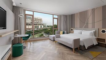 Holiday Inn Dujiangyan Ancient Town by IHG