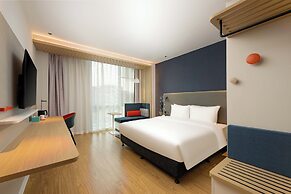 Holiday Inn Express Wuxi East Station by IHG