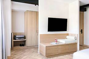 Sonder by Marriott Bonvoy Sofia Apartments Atocha