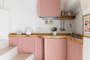 Olivia in Wonderland by Wonderful Italy