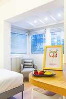 Cozy Studio in Chiaia district