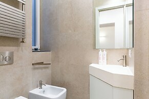 Cozy Studio in Chiaia district