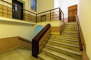 Cozy Studio in Chiaia district