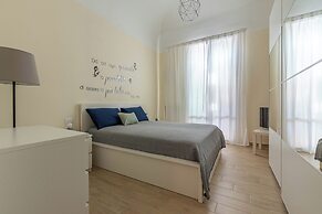 Al Khalisa Apartment by Wonderful Italy