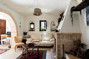 Trullo Fragno by Wonderful Italy