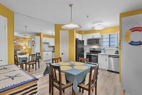 Beachy Vibe 2 BDR In Desirable HHI Resort!