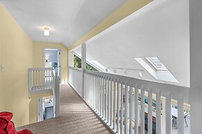 The Endless Summer Hideaway