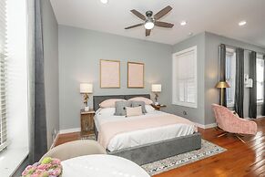 Findlay Market Suite 5