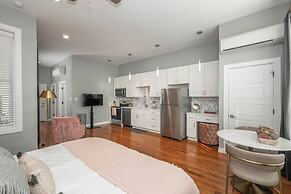 Findlay Market Suite 5