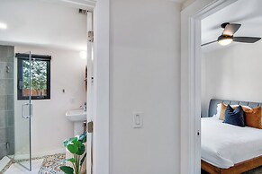 5BR Sleeps 14 w/ In-law Suite & Bbq!