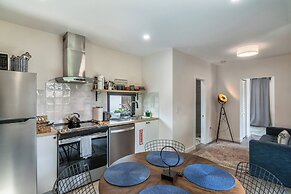 5BR Sleeps 14 w/ In-law Suite & Bbq!