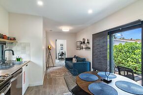 5BR Sleeps 14 w/ In-law Suite & Bbq!