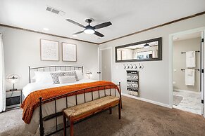 Stone Creek Retreat 2 BR Home!