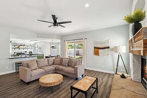 Red Mountain Retreat 5 BDR w/ Heated Pool!