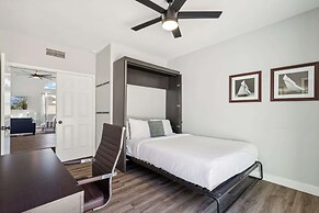 Red Mountain Retreat 5 BDR w/ Heated Pool!