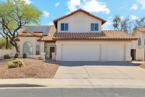 Red Mountain Retreat 5 BDR w/ Heated Pool!