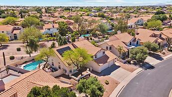 Red Mountain Retreat 5 BDR w/ Heated Pool!