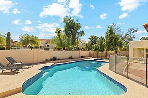 Red Mountain Retreat 5 BDR w/ Heated Pool!
