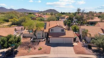 Red Mountain Retreat 5 BDR w/ Heated Pool!