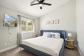 Red Mountain Retreat 5 BDR w/ Heated Pool!