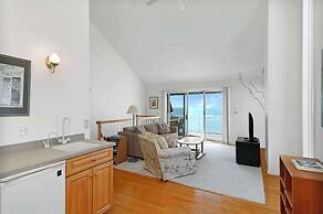 3BR Oceanfront on Nubble Cliffs!