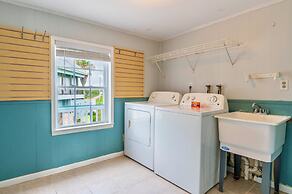 Dolphin Bay Hideaway