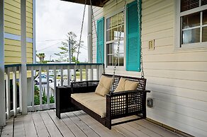 Dolphin Bay Hideaway