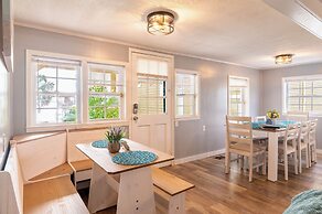 Dolphin Bay Hideaway