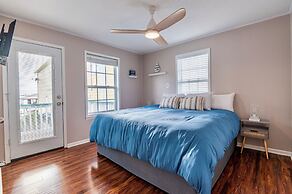 Dolphin Bay Hideaway