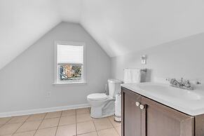 Heck Street Hideaway