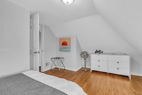 Heck Street Hideaway