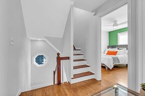 Heck Street Hideaway