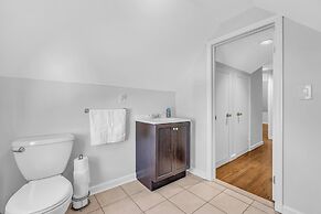 Heck Street Hideaway