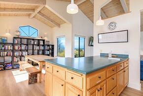 Sea Drifter Stunning Home for 6 in Sea Ranch