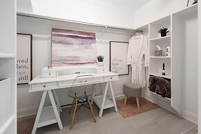 Grand Chalet Getaway