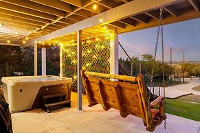 Grand Chalet Getaway