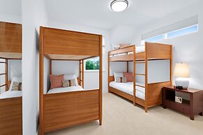 Chic Modern Farm Haus - Minutes to Everything