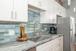 Findlay Market Suite 3