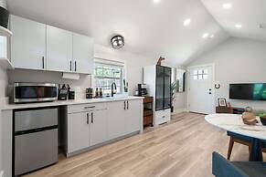 3 Separate Homes Walkable to Soco