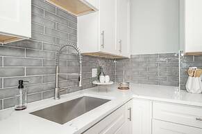 Findlay Market Suite 6