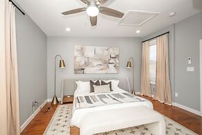 Findlay Market Suite 6