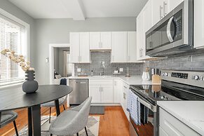 Findlay Market Suite 6